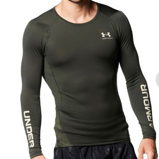 アンダーアーマー(UNDER ARMOUR)のUNDER ARMOUR 長袖　スポーツ(ウェア)