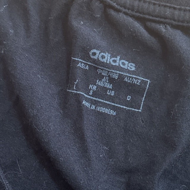 adidas(アディダス)のadidas Tシャツ レディースのトップス(Tシャツ(半袖/袖なし))の商品写真