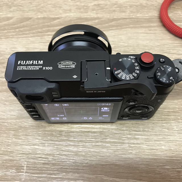 FUJIFILM X100 BLACKリミテッドエディション