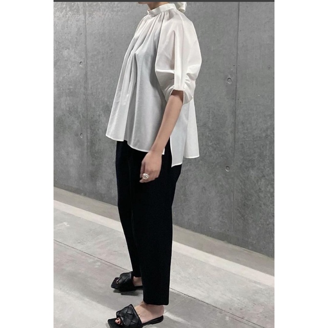 新品 ローヘン LOHEN バックリボンシアーブラウス | www.innoveering.net