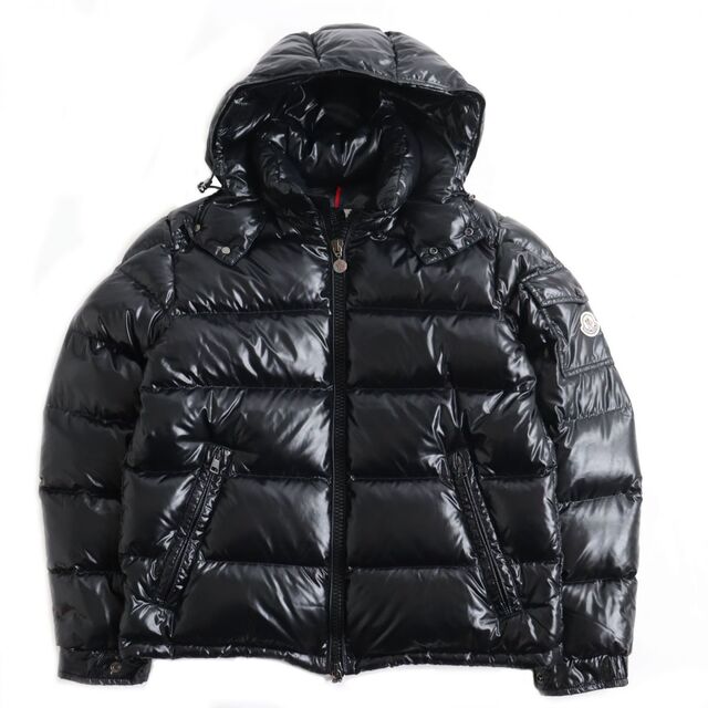 MONCLER(モンクレール)の美品●MONCLER モンクレール MAYA GIUBBOTTO/マヤ  WZIP ロゴワッペン付き フーデッドダウンジャケット ブラック 2 正規品 メンズ メンズのジャケット/アウター(ダウンジャケット)の商品写真