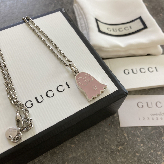 新品✨グッチ ネックレス ゴースト ピンク シルバー GUCCI ペンダント-