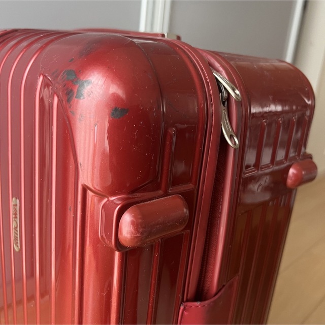 RIMOWA(リモワ)のリモワ　サルサデラックス 二輪　48Ｌ　Mサイズ　レア廃盤品⭐︎ メンズのバッグ(トラベルバッグ/スーツケース)の商品写真