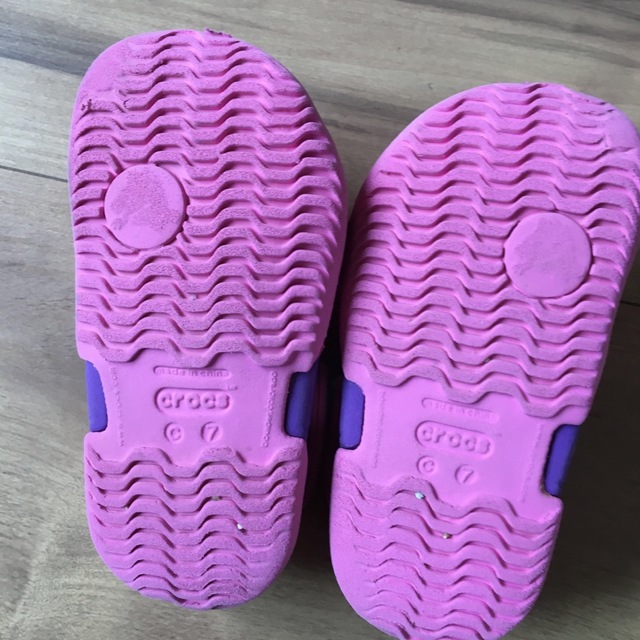 crocs(クロックス)のクロックスベビー キッズ/ベビー/マタニティのベビー靴/シューズ(~14cm)(サンダル)の商品写真