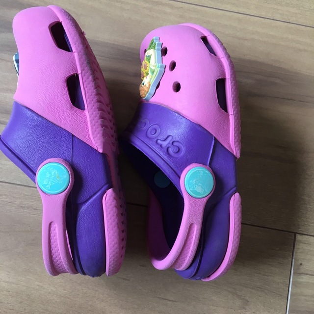 crocs(クロックス)のクロックスベビー キッズ/ベビー/マタニティのベビー靴/シューズ(~14cm)(サンダル)の商品写真