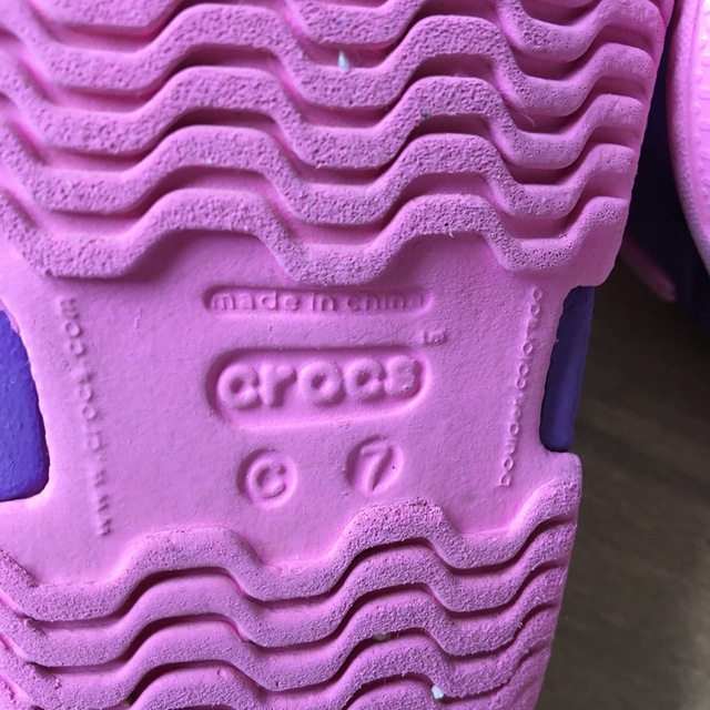 crocs(クロックス)のクロックスベビー キッズ/ベビー/マタニティのベビー靴/シューズ(~14cm)(サンダル)の商品写真