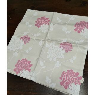 ローラアシュレイ(LAURA ASHLEY)のローラアシュレイ　45×45 クッションカバー(クッションカバー)