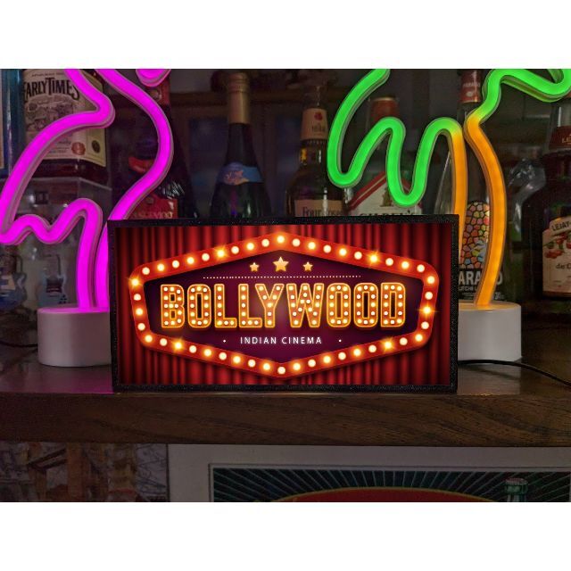 BOLLYWOOD インド 映画 シネマ シアター 看板 置物 ライトBOX エンタメ/ホビーのDVD/ブルーレイ(外国映画)の商品写真