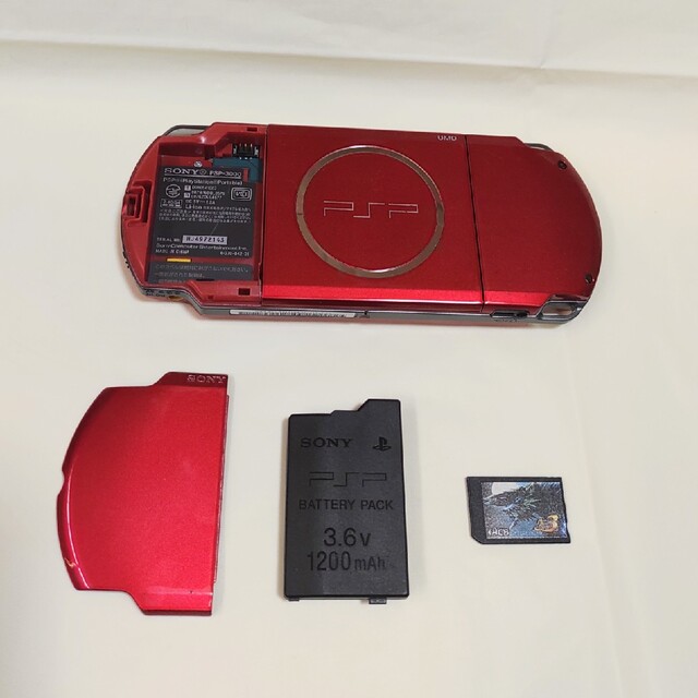 PlayStation Portable - PSP 3000 ラディアントレッド 箱付きセットの