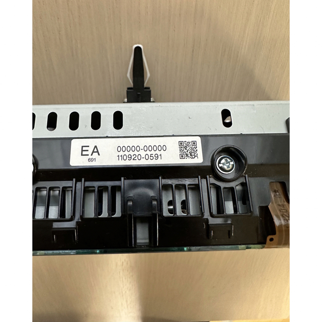 クラウン AWS210 エアコンスイッチパネル 86110-30360-B0 クラウン AWS210 エアコンスイッチパネル 86110-30360-B0