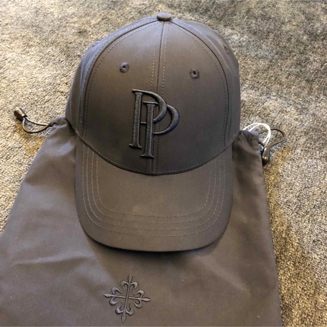 PATEK PHILIPPE(パテックフィリップ)のパテックフィリップ　帽子（新品未使用）　キャップ　紺色 メンズの帽子(キャップ)の商品写真