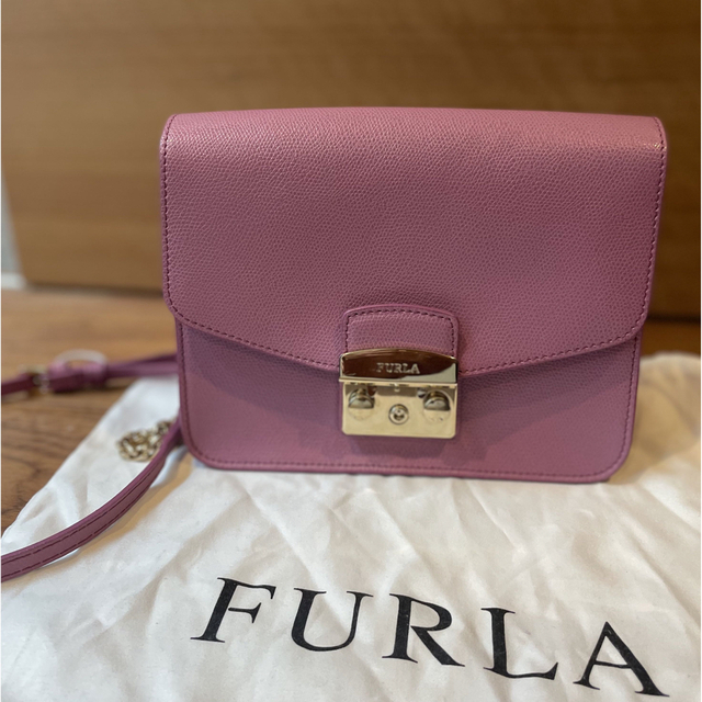 ★ 新作  FURLA メトロポリス ショルダーバッグ  ピンク