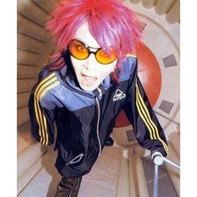 hide パーカー