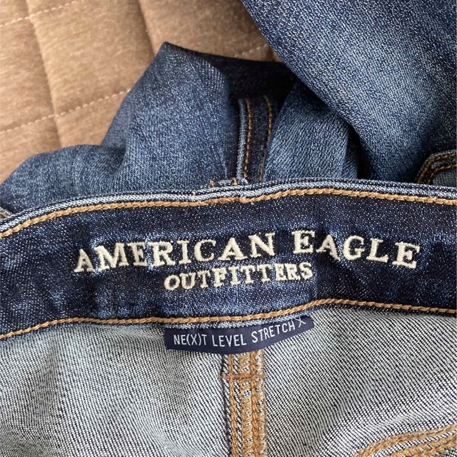American Eagle(アメリカンイーグル)のAMERICAN EAGLE スキニージーンズ レディースのパンツ(デニム/ジーンズ)の商品写真