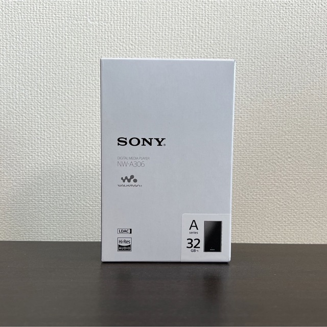 SONY(ソニー)のソニー NW-A306 B WALKMAN 32GB ブラック 新品未開封品 スマホ/家電/カメラのオーディオ機器(ポータブルプレーヤー)の商品写真