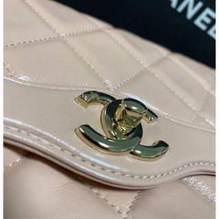 CHANEL - シャネルCHANEL ピンクチェーンバック 未使用品の通販 by ...