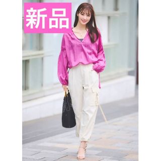 ストラ(Stola.)のストラ23年新品★洗えるUVカット接触冷感撥水加工★ナイロンワークパンツ泉里香着(カジュアルパンツ)