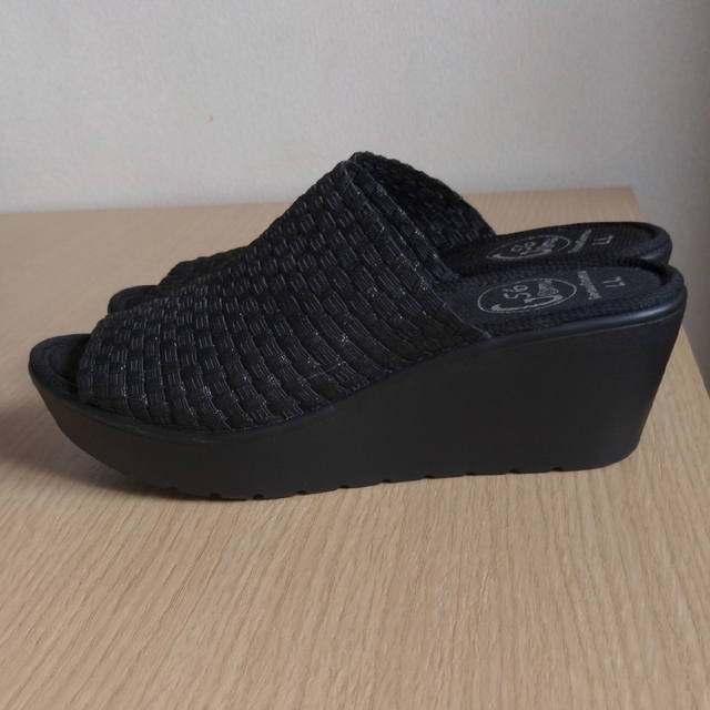 Gomu 56/GomuGomu(ゴムゴム)のサンダル レディースの靴/シューズ(サンダル)の商品写真