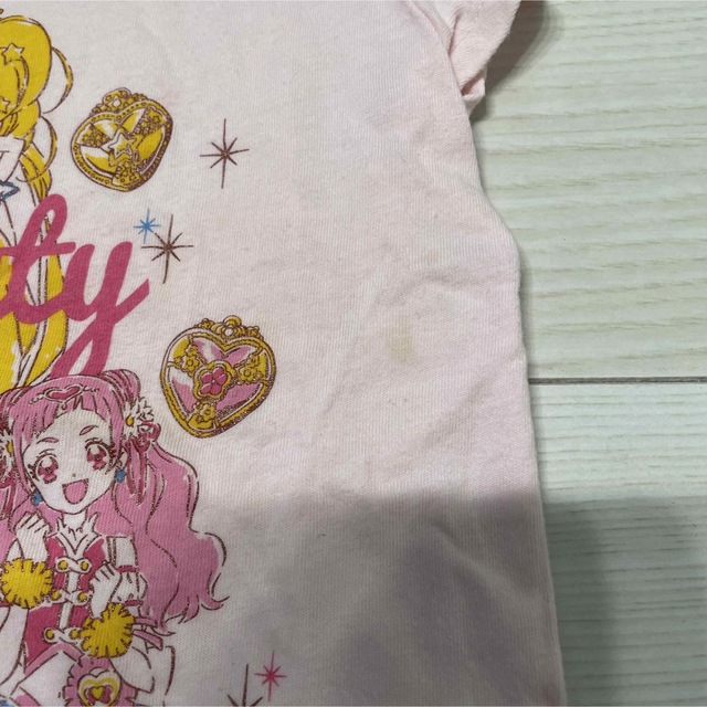 ユニクロ　サイズ100 ハグっとプリキュア キッズ/ベビー/マタニティのキッズ服女の子用(90cm~)(Tシャツ/カットソー)の商品写真