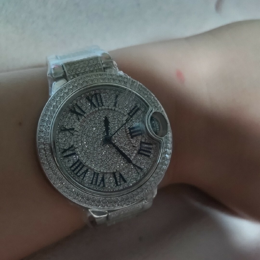 【即発送‼️】Davena スワロフスキー 時計 レディースのファッション小物(腕時計)の商品写真