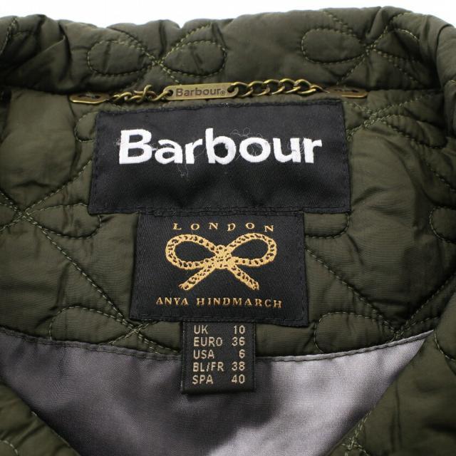 Barbour(バーブァー)のBarbour × ANYA HINDMARCH コート カーキグリーン 中綿 レディースのジャケット/アウター(その他)の商品写真