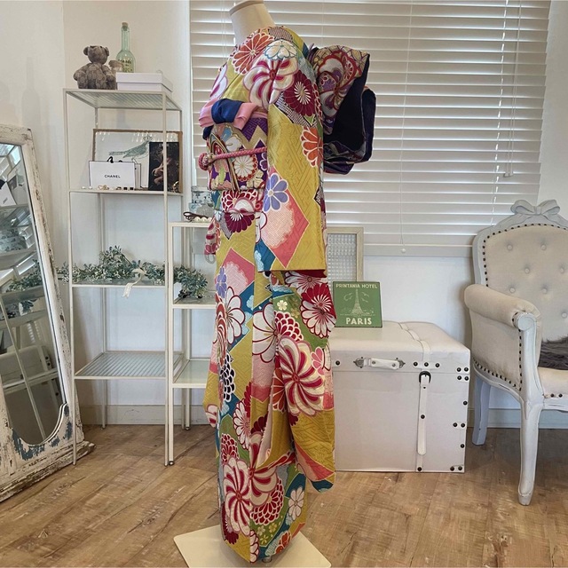 レトロ古典 ☆美品 正絹 振袖 6点セット used 辛子色 古典柄 レトロ古典 ☆美品 正絹 振袖 6点セット used 辛子色 古典柄