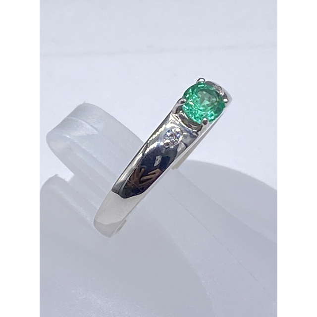 エメラルド 0.342ct / ダイヤモンド 0.015ct Pt900 リング レディースのアクセサリー(リング(指輪))の商品写真