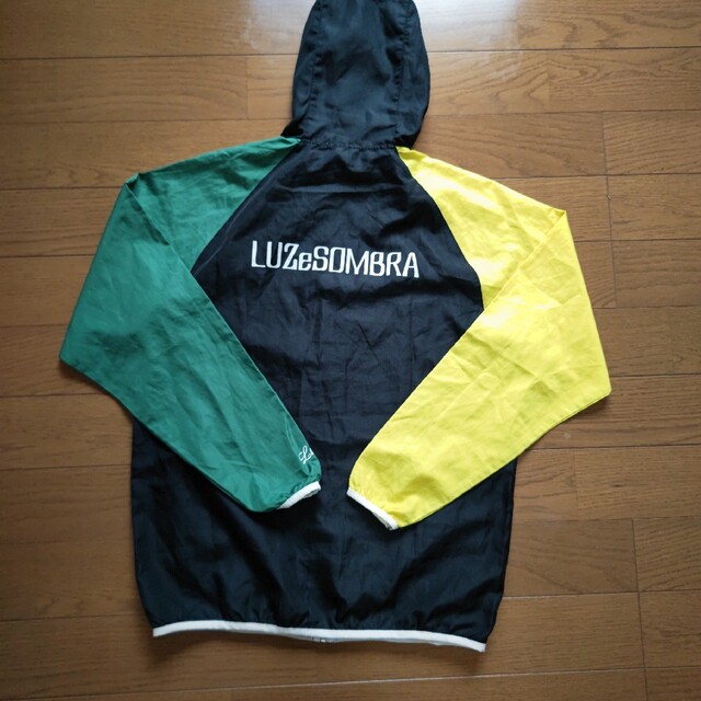 LUZ - ルースイソンブラ ナイロンパーカー Lサイズの通販 by コロ♪'s ...