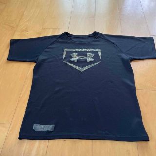 アンダーアーマー(UNDER ARMOUR)のアンダーアーマー　黒Tシャツ(Tシャツ/カットソー)