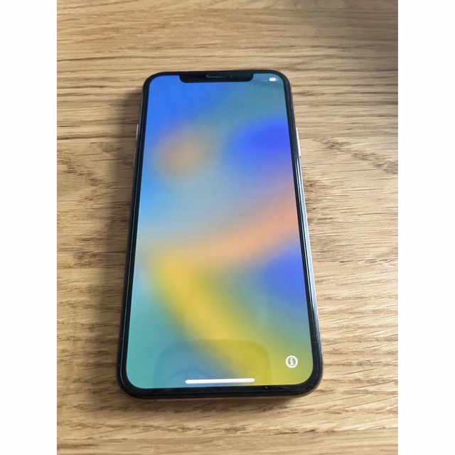 iPhone xs 美品SIMロック解除済み