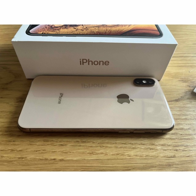 iPhone xs 美品SIMロック解除済み