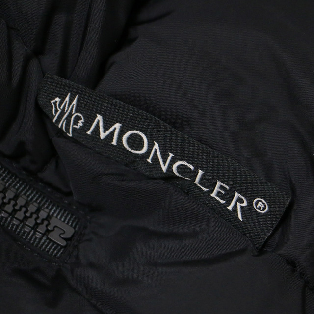 MONCLER モンクレール ダウンジャケット アウター ブラック 黒 2 M ショート丈 長袖 フード ナイロン ギャザーベルト DON 太ベルト  きれいめ カジュアル 大人 ブランド シンプル ウエストマーク【レディース】【中古】【美品】【K3736】