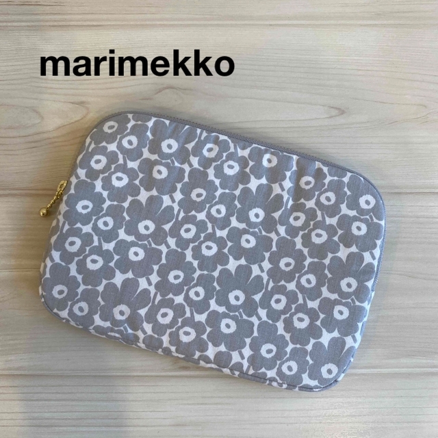 marimekko(マリメッコ)のマリメッコ　marimekko  通帳ケース　通帳ポーチ　母子手帳ケース レディースのファッション小物(ポーチ)の商品写真