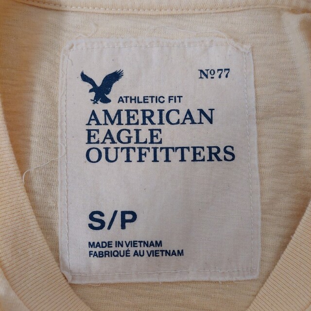 American Eagle(アメリカンイーグル)のAMERICAN EAGLE OUTFITTERS　Tシャツ メンズのトップス(Tシャツ/カットソー(半袖/袖なし))の商品写真
