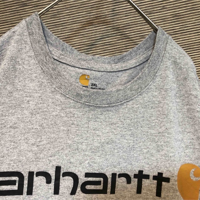 carhartt(カーハート)の【カーハート】メキシコ製　半袖Tシャツ　デカロゴ　ビッグロゴ　2XL　グレー46 メンズのトップス(Tシャツ/カットソー(半袖/袖なし))の商品写真