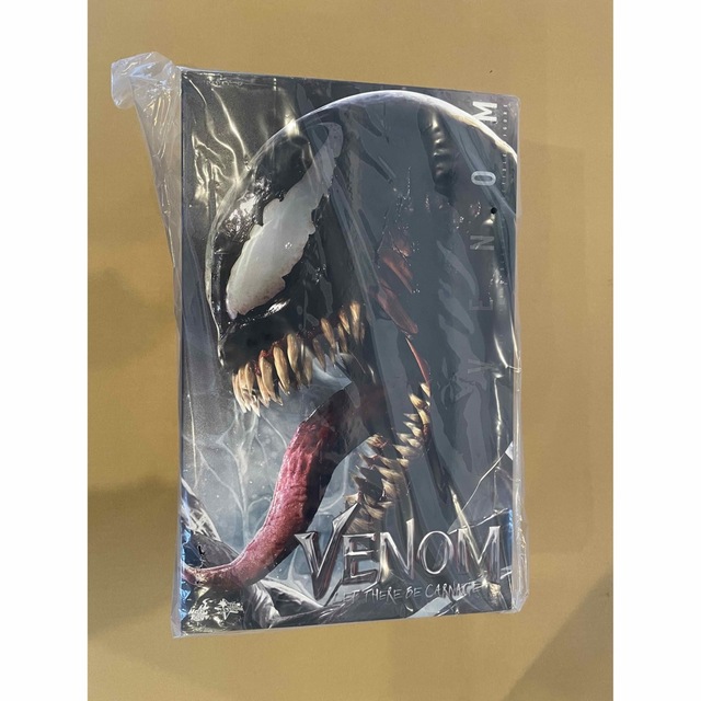 HOT TOYS VENOM 1/6 フィギュア