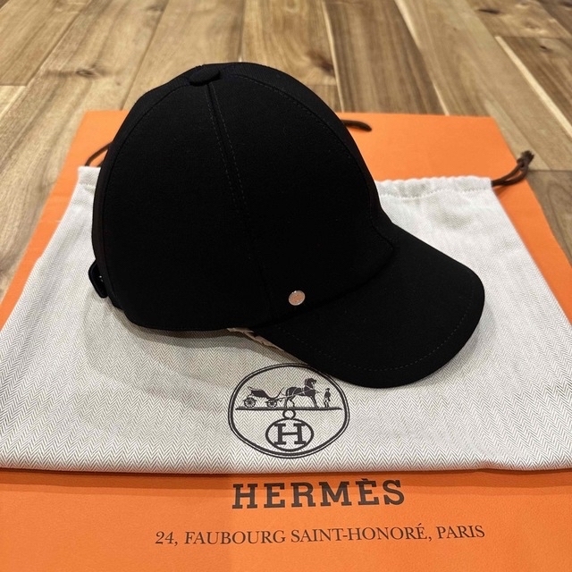 新品 HERMES エルメス TESS MILANO キャップ ブラック 58 - キャップ