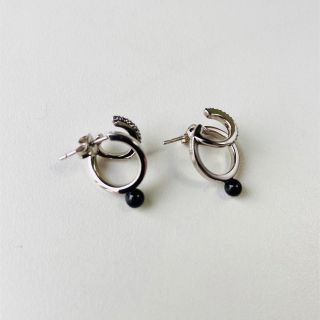 ジュエッテ(Jouete)のJouete プラチナム　ジルコニア　ダブルピアス(ピアス)