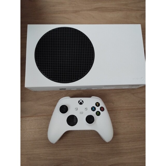Xbox(エックスボックス)のじょん様専用 Xbox Series S RRS-00015 本体 エンタメ/ホビーのゲームソフト/ゲーム機本体(家庭用ゲーム機本体)の商品写真