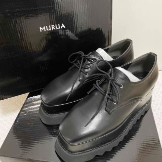 ムルーア(MURUA)の【新品】MURUA ムルーア　ワイドソールローファー　ブラック　厚底(ローファー/革靴)