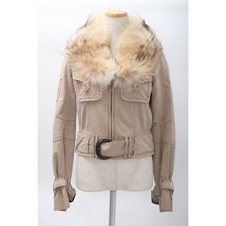 バーバリー(BURBERRY)のBURBERRYバーバリー コヨーテファー付き裏地チェックショートブルゾンジャケット【LJKA59552】(その他)