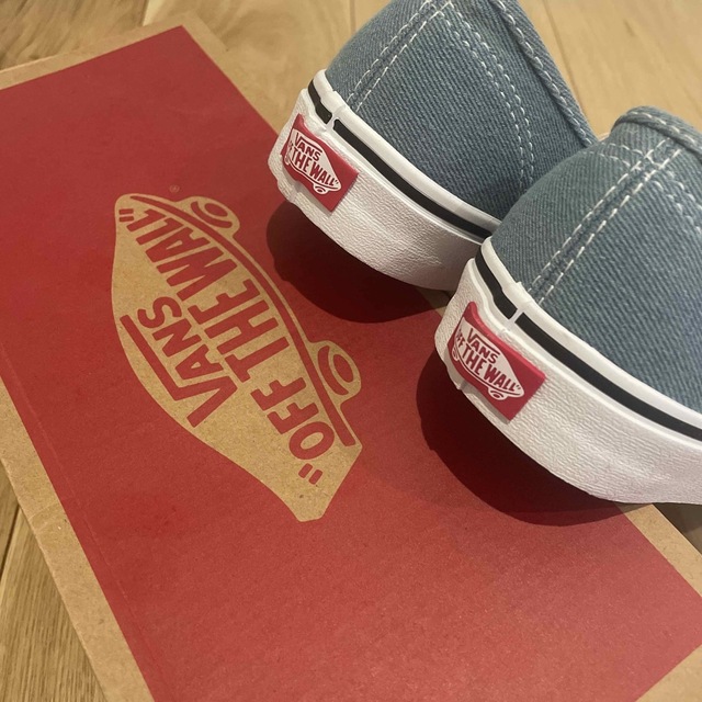 VANS(ヴァンズ)のvans♡authentic denim24.5cm レディースの靴/シューズ(スニーカー)の商品写真