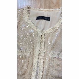 ZARA - スパンコールジャケット 1.8万 未使用 の通販 by スズちゃん ...