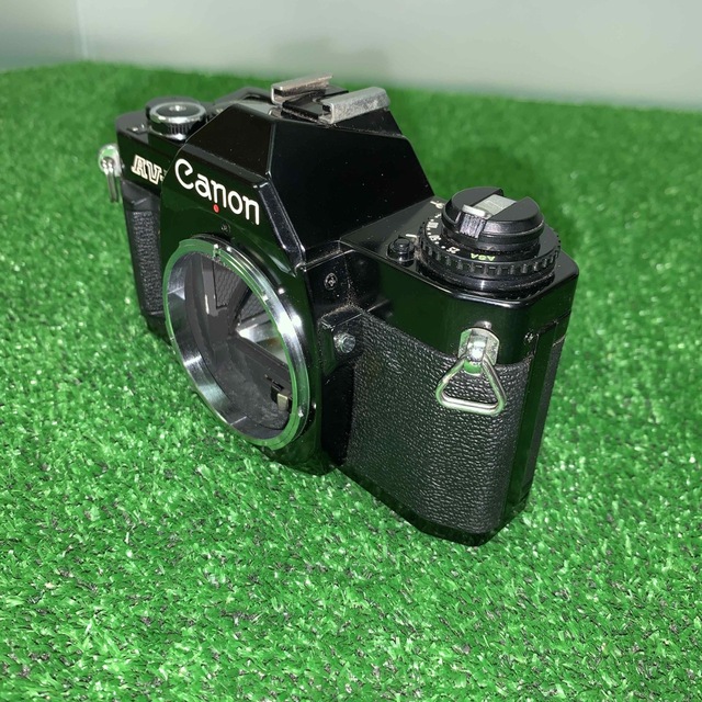 Canon - Canon AV-1 ブラックボディ フィルムカメラ 付属品ありの通販