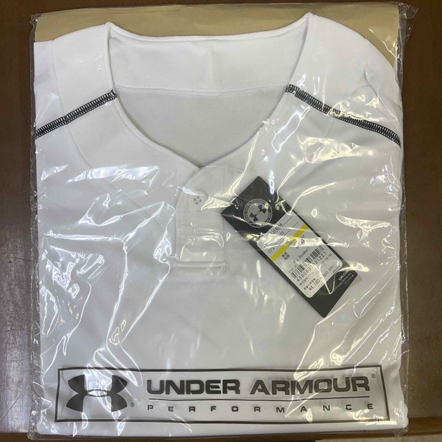 UNDER ARMOUR(アンダーアーマー)のアンダーアーマー　ベースボールシャツ スポーツ/アウトドアのトレーニング/エクササイズ(トレーニング用品)の商品写真