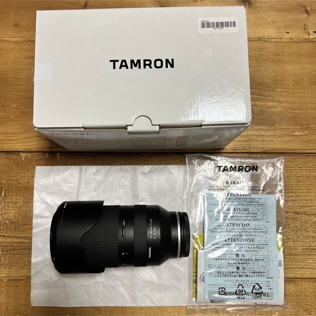 TAMRON(タムロン)のTAMRON ズームレンズ 70-180F2.8 DI III VXD(A056 スマホ/家電/カメラのカメラ(レンズ(ズーム))の商品写真