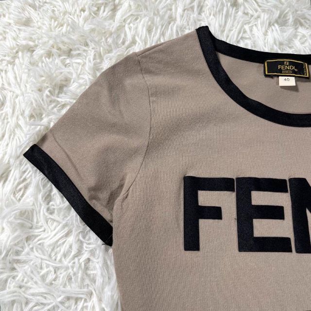 FENDI(フェンディ)の【極美品】FENDI フェンディ　ヴィンテージ　ロゴ入り半袖リンガーTシャツ レディースのトップス(Tシャツ(半袖/袖なし))の商品写真