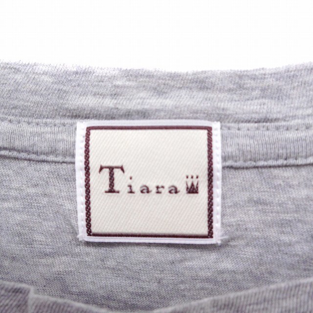 tiara(ティアラ)のティアラ Tiara プリント Tシャツ カットソー 五分袖 コットン グレー レディースのトップス(その他)の商品写真