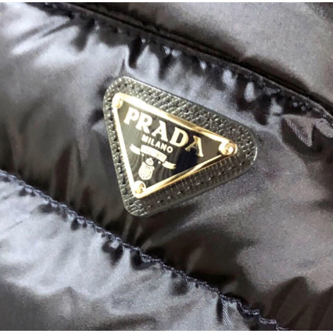 ✨美品✨PRADA✨ダウンジャケット◆三角ロゴプレート◆国内正規品