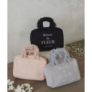 メゾンドフルール(Maison de FLEUR)の【新品未使用】Maison de FLEURチュールフリルハンドルスクエアポーチ(ポーチ)